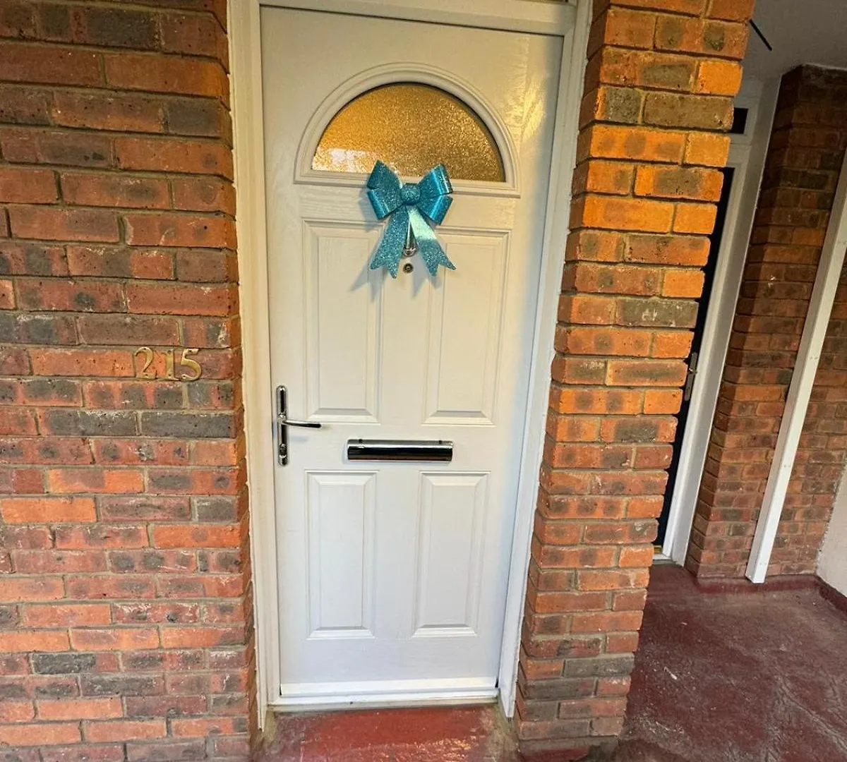 Luxury & Comfort Experience Thamesmead  Apartment